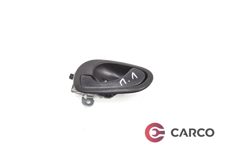 Вътрешна дръжка предна лява за MITSUBISHI CARISMA (DA_) 1.8 16V GDI (DA2A) (1995 - 2006)