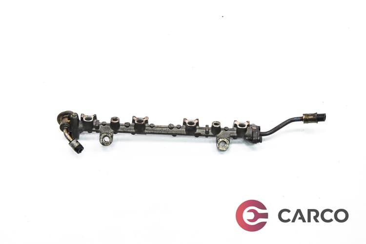 Горивна рейка за MITSUBISHI CARISMA (DA_) 1.6 (DA1A) (1995 - 2006)
