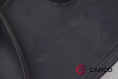 Интериорна лайсна 8200263813 за RENAULT VEL SATIS (BJ0_) 3.0 dCi (BJ0J, BJ0N) (2002)