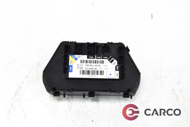 Модул задна лява врата 2208214958 за MERCEDES-BENZ S-CLASS седан (W220) S 320 (220.065, 220.165) (1998 - 2005)