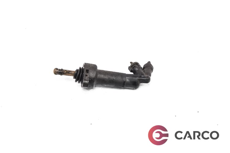 Долна помпа съединител за AUDI A3 (8L1) 1.8 (1996 - 2003)