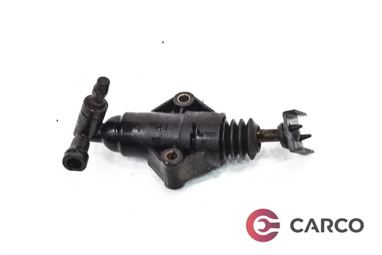 Долна помпа съединител за VW GOLF Mk IV (1J1) 1.4 16V (1997 - 2005)