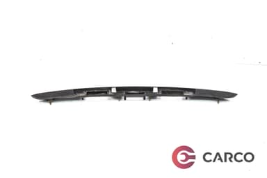Лайсна над регистрационен номер за RENAULT MODUS / GRAND MODUS (F/JP0_) 1.2 (JP0C, JP0K, FP0C, FP0K, FP0P, JP0P, JP0T) (2004)