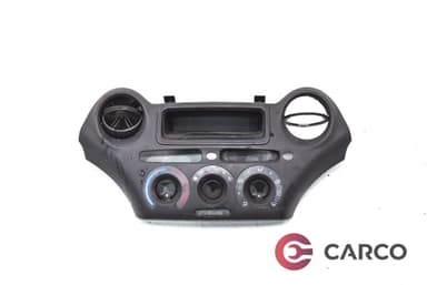 Централна конзола около парно за TOYOTA ECHO седан 1.5 VVTi (1999 - 2005)