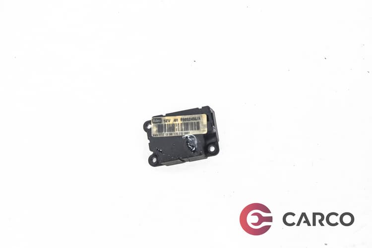 Моторче клапа парно F665243 за CITROEN C3 I (FC_) 1.4 i (2002)