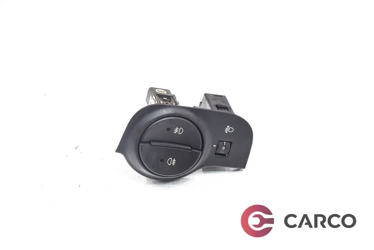 Копчета халогени габарити и реглаж фарове за KIA RIO II (JB) 1.4 16V (2005)
