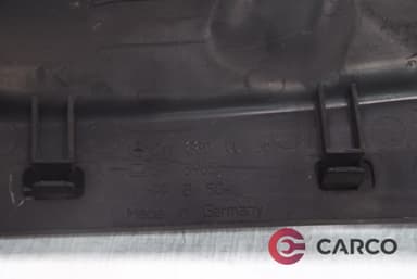 Лайсна под чистачки А 211 880 00 36 за MERCEDES-BENZ E-CLASS T-Model (S211) E 320 T CDI (211.226) (2003 - 2009)
