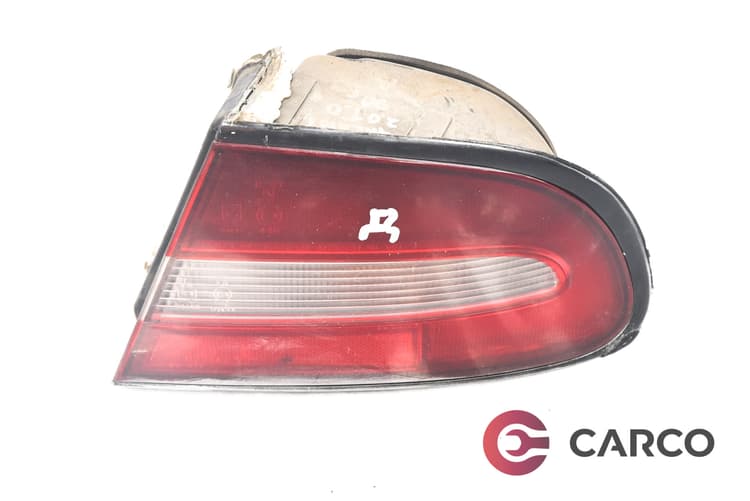 Стоп десен за MITSUBISHI GALANT Mk V седан (E5_A, E7_A, E8_A) 2.0 GLSI (E55A) (1992 - 1998)