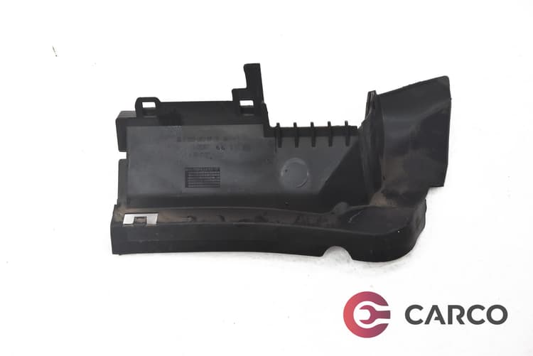 Екстериорна лайсна A 203 689 18 08 за MERCEDES-BENZ C-CLASS седан (W203) C 220 CDI (203.006) (2000 - 2007)