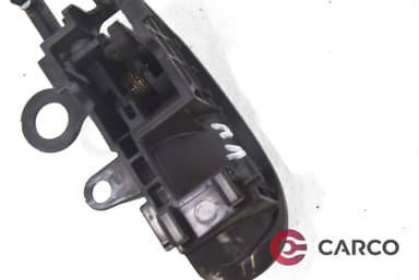 Вътрешна дръжка предна лява за TOYOTA YARIS  (SCP1_, NLP1_, NCP1_) 1.0 16V (1999 - 2005)