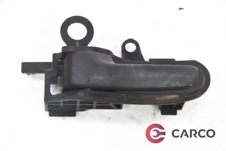 Вътрешна дръжка задна лява за TOYOTA YARIS  (SCP1_, NLP1_, NCP1_) 1.0 16V (1999 - 2005)