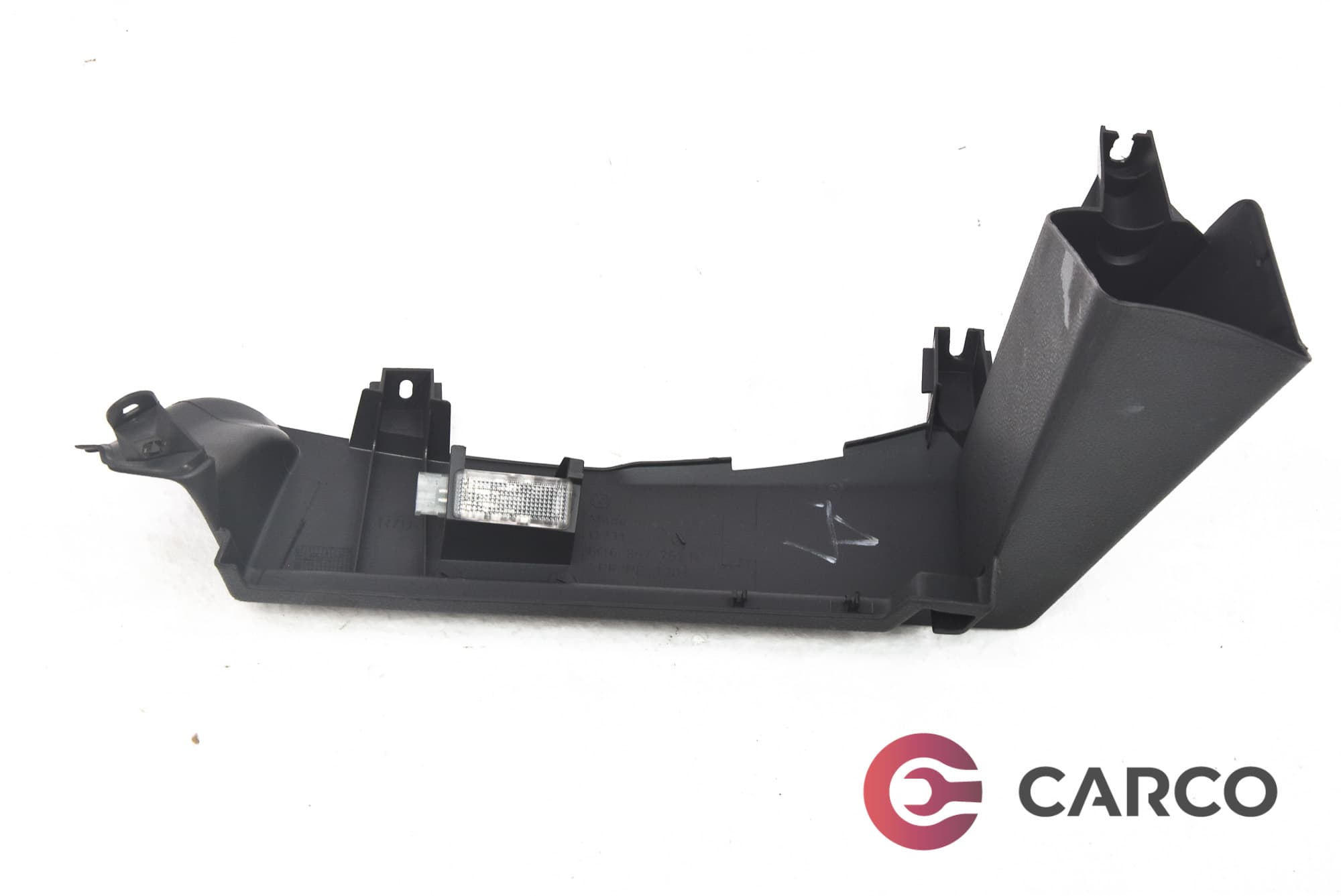 Интериорна лайсна дясна 6Q6 867 762N за VW POLO (9N_) 1.4 TDI (2001 - 2012)