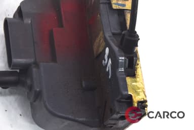 Брава врата задна лява за RENAULT MEGANE II седан (LM0/1_) 2.0 (2003)