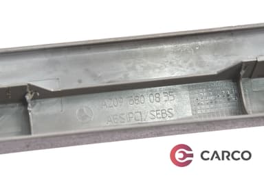 Интериорна лайсна A209 680 08 35 за MERCEDES-BENZ CLK (C209) 270 CDI (209.316) (2002 - 2009)