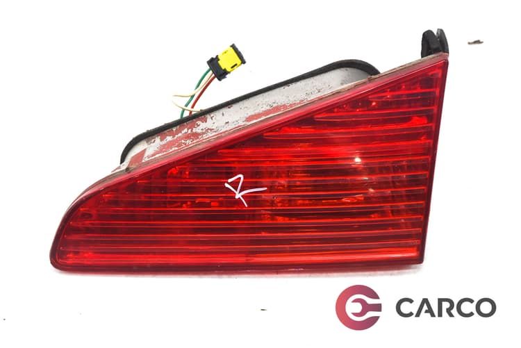 Стоп десен вътрешен за PEUGEOT 607 седан (9D, 9U) 3.0 V6 24V (2000)
