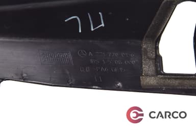 Интериорна лайсна предна лява A221 728 0156 за MERCEDES-BENZ S-CLASS седан (W221) S 320 CDI 4-matic LONG  (221.080, 221.180) (2005 - 2013)