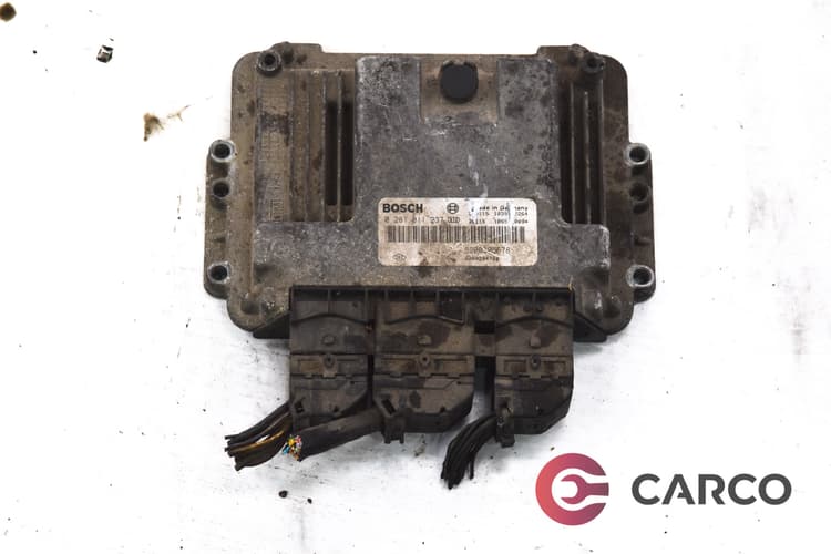Компютър двигател 0 281 011 237 за NISSAN PRIMERA Traveller (WP12) 1.9 dCi (2002)