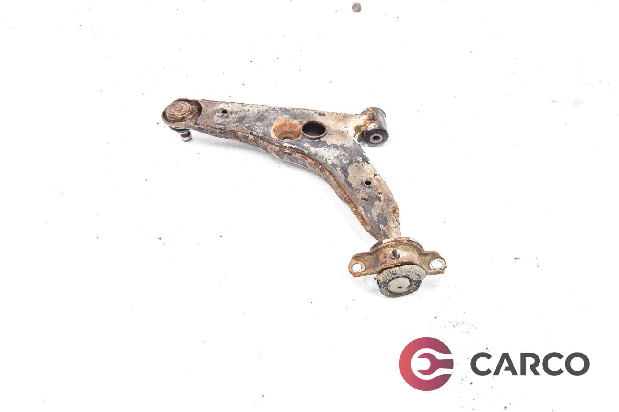 Носач преден десен за MITSUBISHI CARISMA (DA_) 1.8 16V GDI (DA2A) (1995 - 2006)