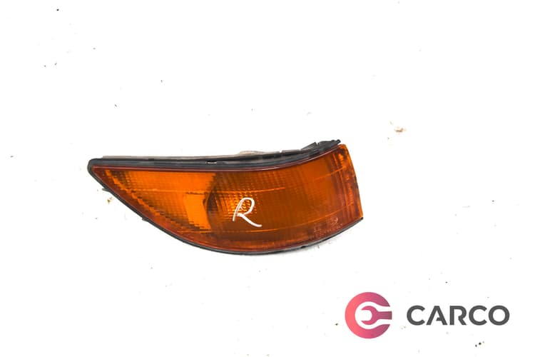 Мигач десен за MITSUBISHI GALANT VI седан (EA_) 2.4 GDI (EA3A) (1996 - 2004)