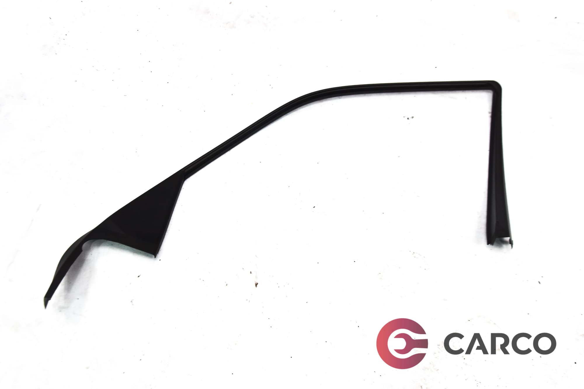 Лайсна около стъкло ляво за MERCEDES-BENZ C-CLASS седан (W202) C 250 D (202.125) (1993 - 2000)