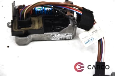 Нагревател антифриз 2038214058 за MERCEDES-BENZ C-CLASS седан (W203) C 180 (203.035) (2000 - 2007)