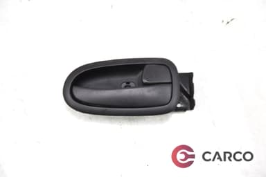 Вътрешна дръжка задна дясна за HYUNDAI TRAJET (FO) 2.0 CRDi (2000 - 2008)