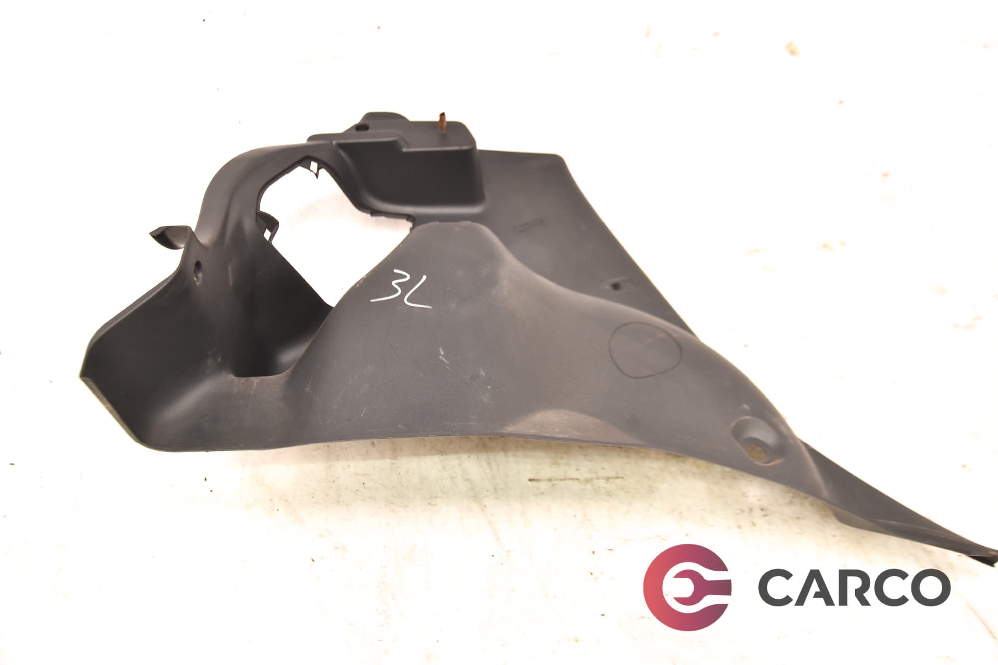 Кора в багажник лява за TOYOTA YARIS  (SCP1_, NLP1_, NCP1_) 1.0 16V (1999 - 2005)