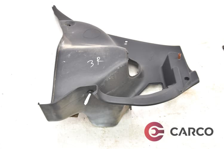 Кора в багажник дясна за TOYOTA YARIS  (SCP1_, NLP1_, NCP1_) 1.0 16V (1999 - 2005)
