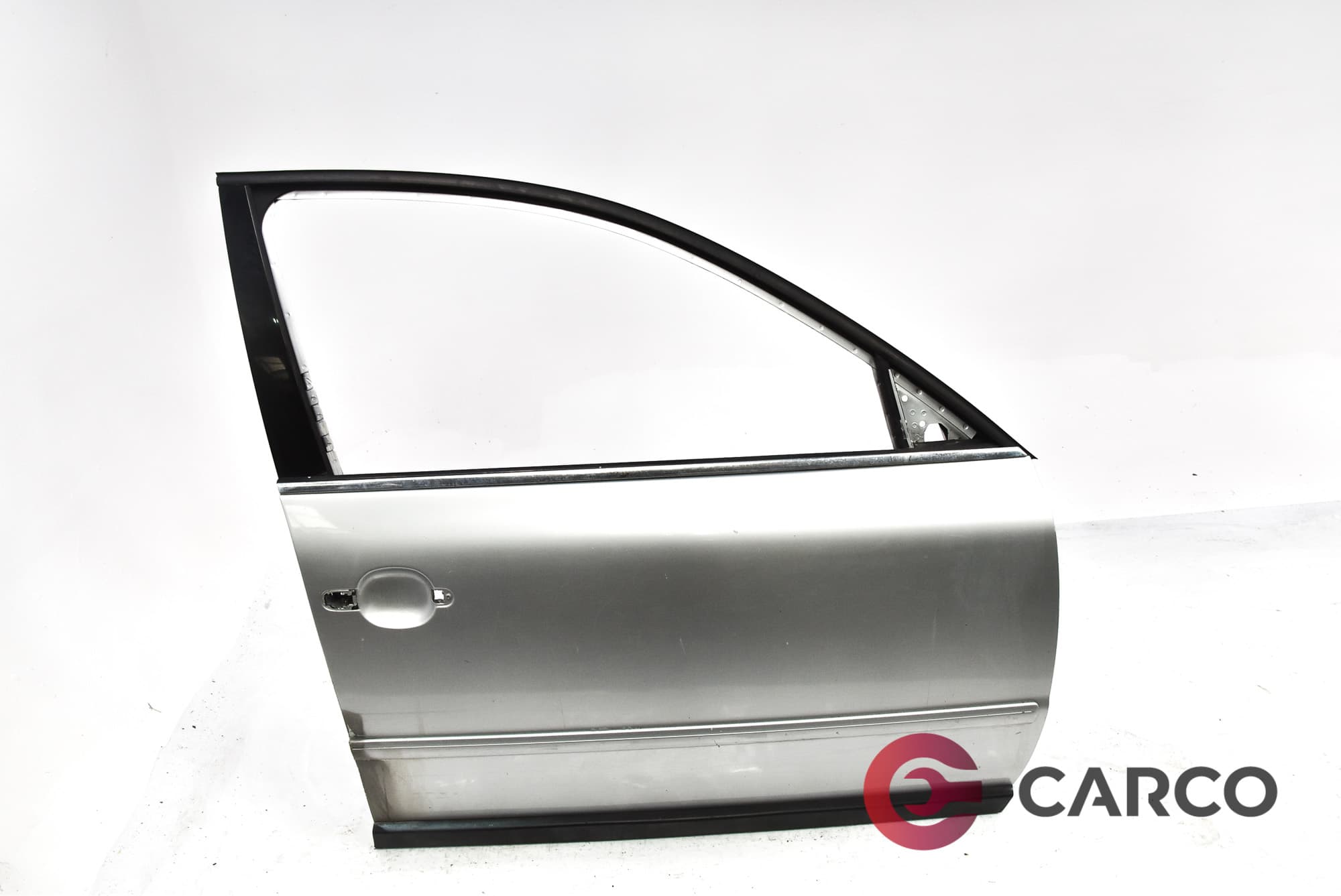 Врата предна дясна за VW PASSAT седан (3B3) 1.9 TDI (2000 - 2005)
