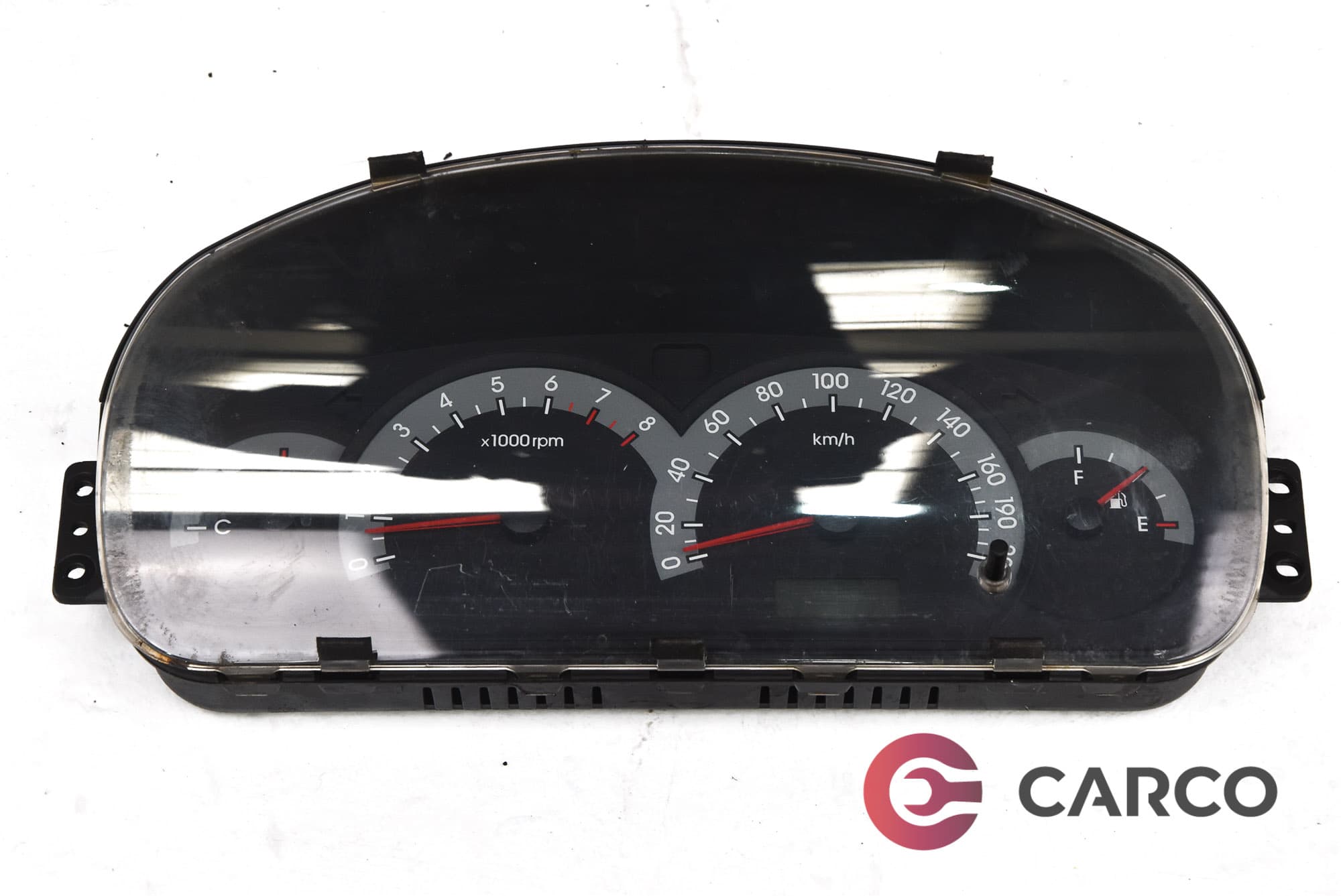 Километраж за HYUNDAI ELANTRA седан (XD) 1.6 (2000 - 2006)