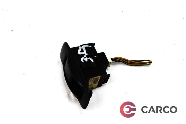 Копче ел стъкло задно дясно за TOYOTA COROLLA (CDE12_, ZZE12_, NDE12_, ZDE12_) 1.6 VVT-i (2001 - 2007)