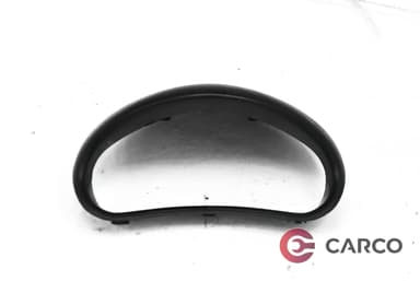 Конзола около километраж за PEUGEOT 206 CC (2D) 1.6 16V (2000)