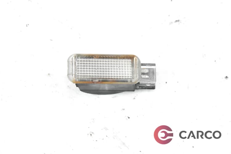 Плафон за VW PASSAT Variant (3B5) 2.8 V6 Syncro/4motion (1997 - 2001)