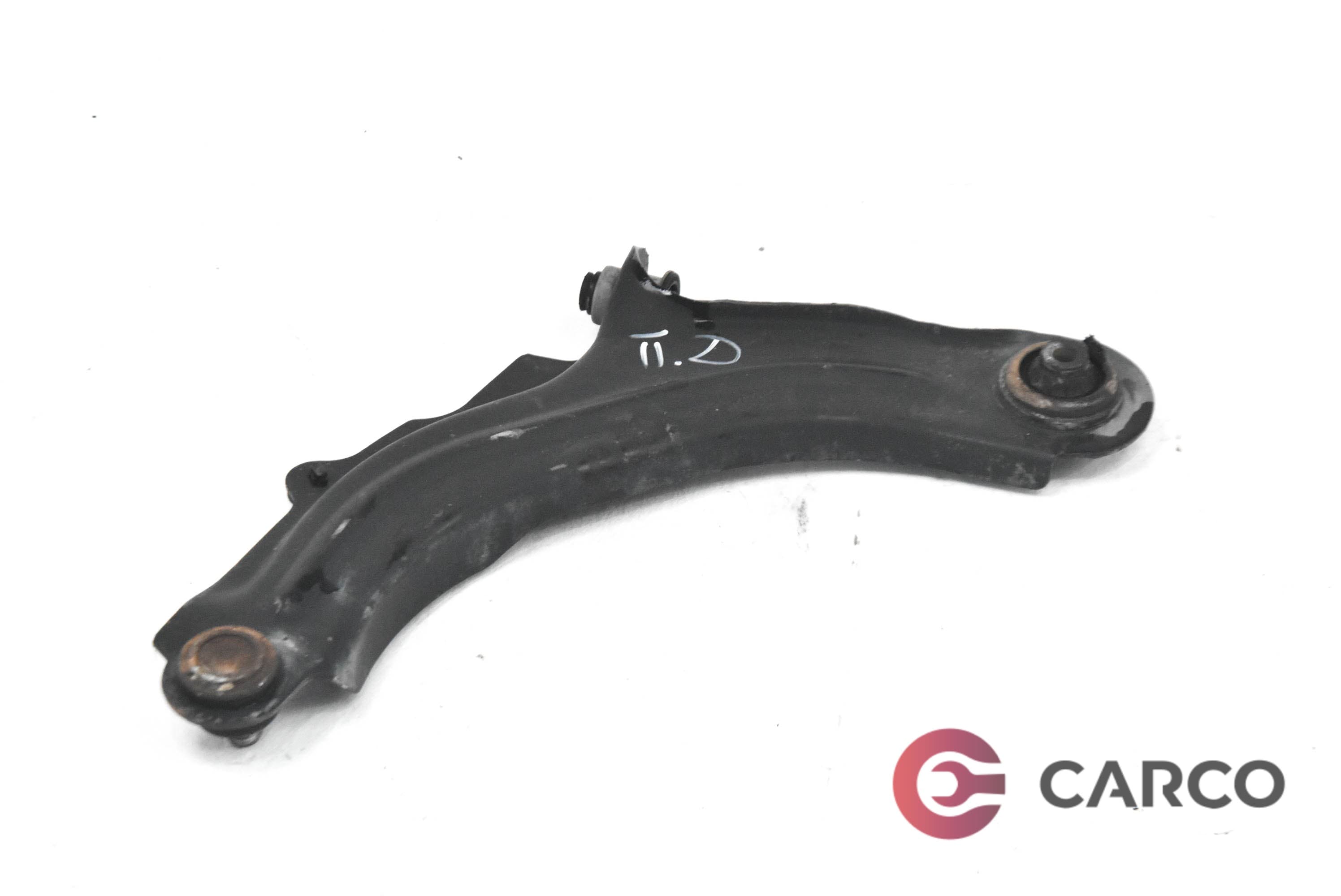 Носач преден десен за RENAULT MEGANE CC (EZ0/1_) 2.0 CVT (EZ0G, EZ1E, EZ1P) (2002)