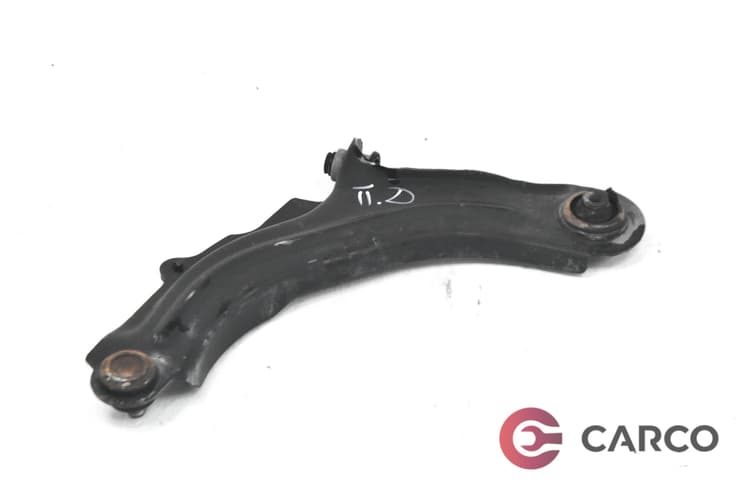 Носач преден десен за RENAULT MEGANE CC (EZ0/1_) 2.0 CVT (EZ0G, EZ1E, EZ1P) (2002)