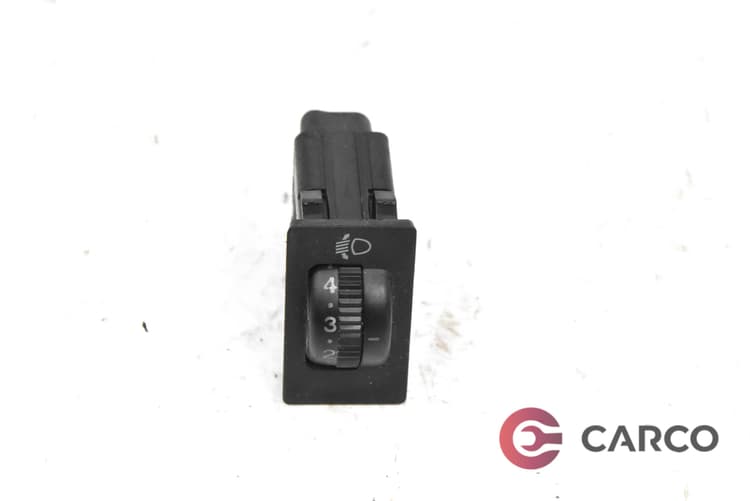 Копче реглаж фарове за TOYOTA COROLLA (CDE12_, ZZE12_, NDE12_, ZDE12_) 2.0 D-4D (CDE120R_, CDE120L_) (2001 - 2007)