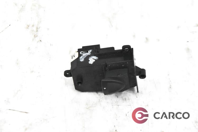 Копче ел стъкло задно дясно за Honda civic VIII (FA3/FD3) 1.3i L HYBRID, BATTERY 15KW (2006 - 2011)