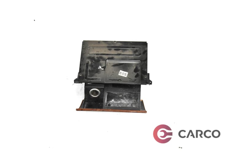 Пепелник за HYUNDAI TERRACAN (HP) FACELIFT 2.9 CRDi 4WD (2001 - 2006)