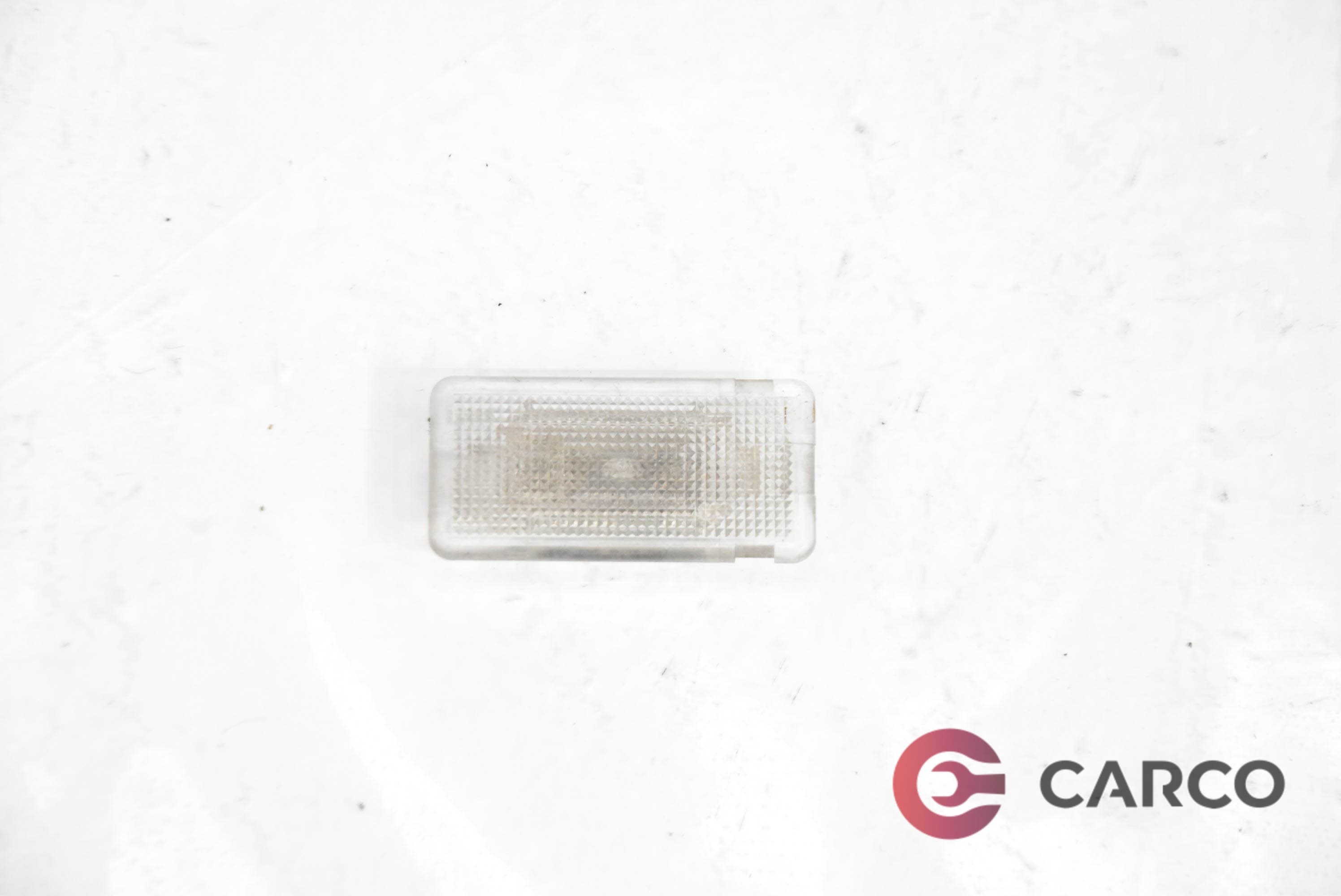 Плафон 61318360588 за BMW 5 седан (E39) 520 i (1995 - 2003)