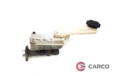 Спирачна помпа с казанче за HYUNDAI TRAJET (FO) 2.0 CRDi (2000 - 2008)