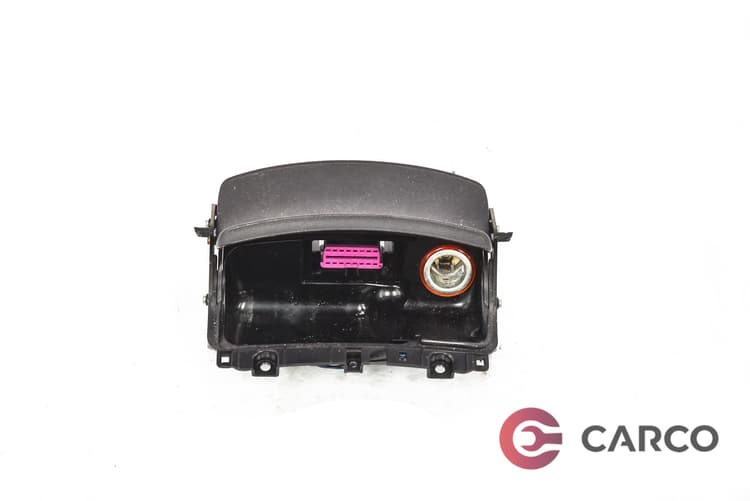 Пепелник за VW POLO (6N2) 1.4 16V (1999 - 2001)