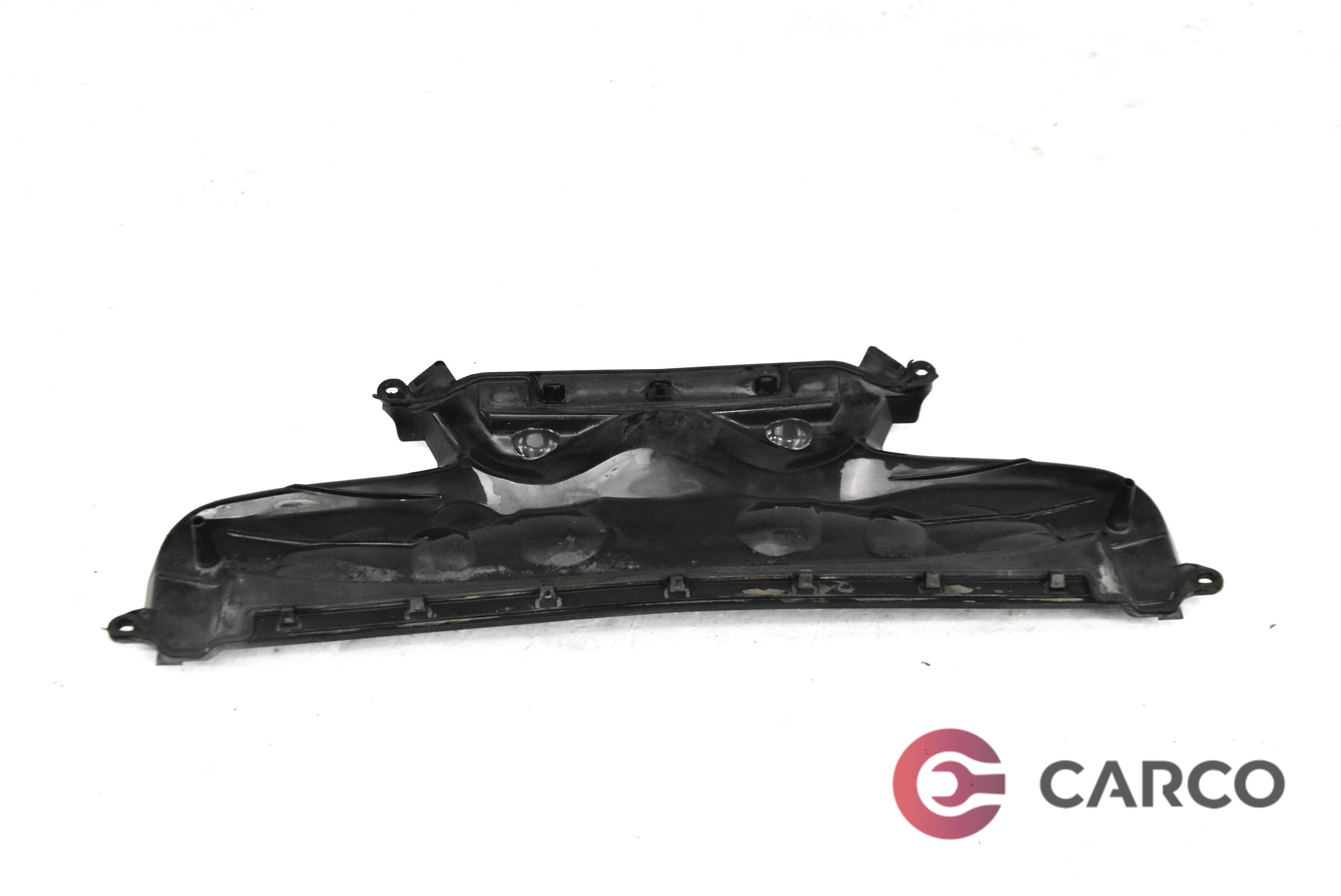 Екстериорна лайсна A2118800436 за MERCEDES-BENZ E-CLASS седан (W211) E 200 CDI (211.004) (2002 - 2009)
