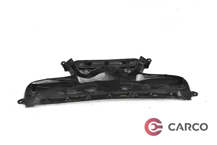 Екстериорна лайсна A2118800436 за MERCEDES-BENZ E-CLASS седан (W211) E 200 CDI (211.004) (2002 - 2009)