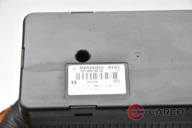 Вакуум помпа централно заключване A 2038000048 за MERCEDES-BENZ E-CLASS седан (W211) E 200 CDI (211.004) (2002 - 2009)