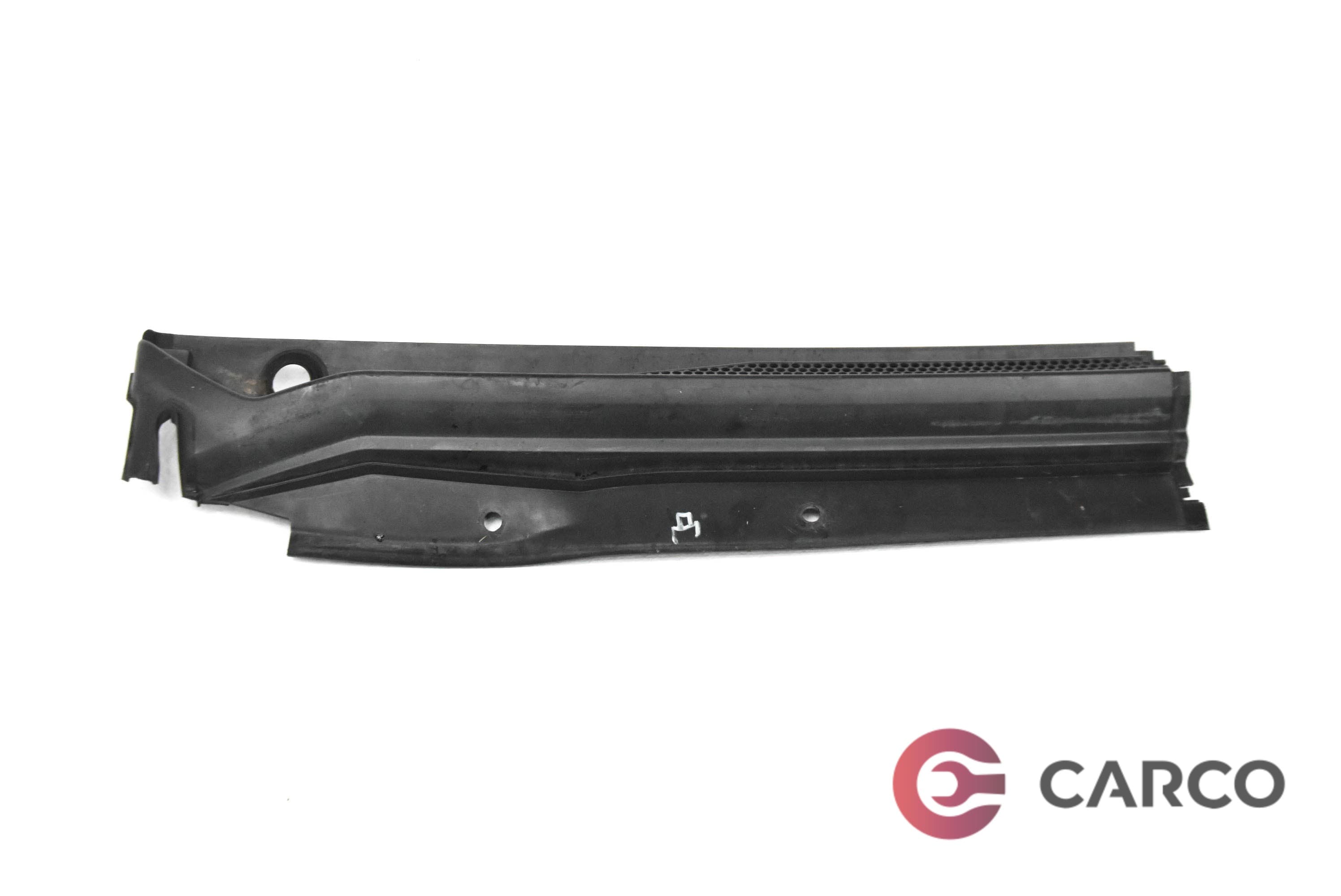 Лайсна под чистачки дясна за CITROEN C4 Grand Picasso I (UA_) 2.0 HDi 138 (2006)