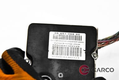 ABS 9665106680 за CITROEN C4 Grand Picasso I (UA_) 2.0 HDi 138 (2006)