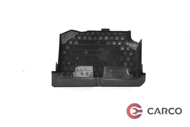 Капак 237060001R за RENAULT MEGANE III купе (DZ0/1_) 1.4 TCe (DZ0F, DZ1V) (2008)