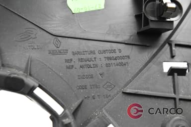 Интериорна лайсна 769340007R за RENAULT MEGANE III купе (DZ0/1_) 1.4 TCe (DZ0F, DZ1V) (2008)