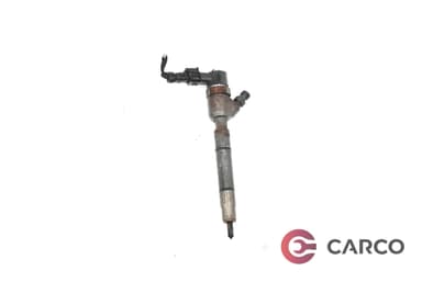 Дюза дизел 0445110 256 за HYUNDAI i30 (FD) 1.6 CRDi (2007 - 2012)