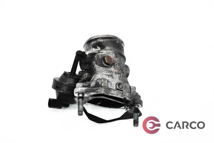Дросел клапа 8E0145950A за AUDI A4 (8E2, B6) 2.5 TDI quattro (2000 - 2004)
